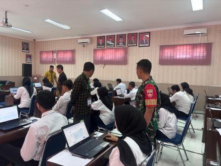 PELAKSANAAN UJIAN CAT CALON PERANGKAT DESA BERLANGSUNG TERTIB